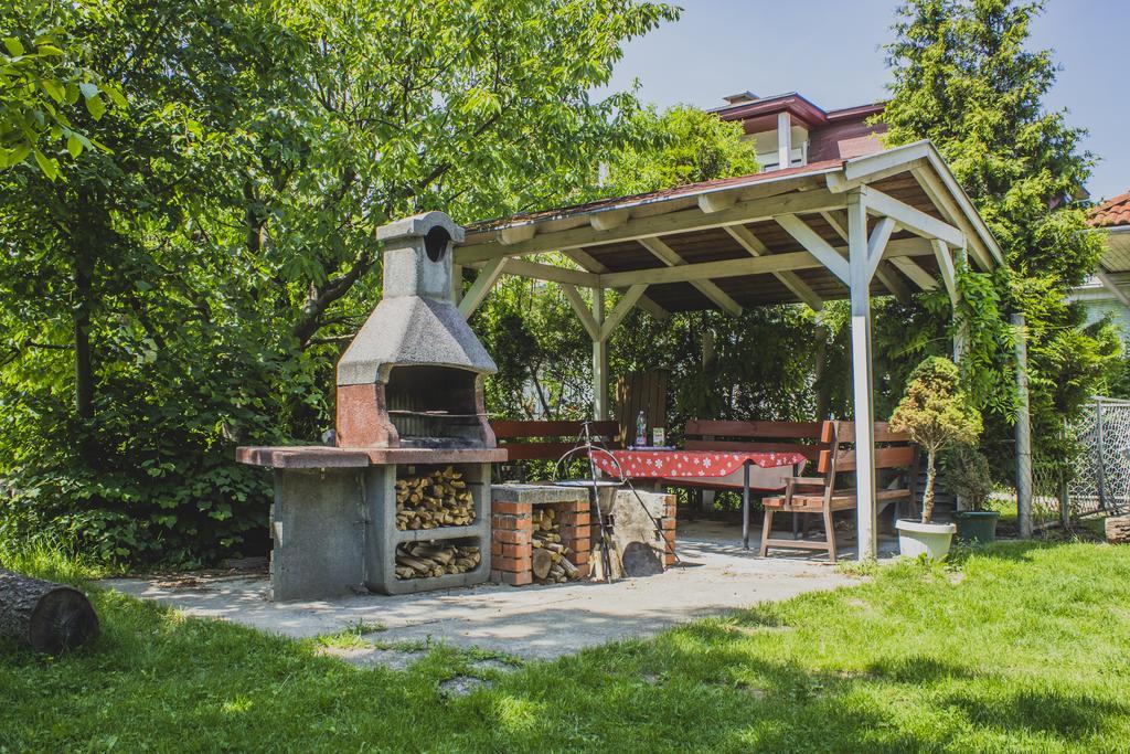 Fertődi Kúria Vendégház Extérieur photo